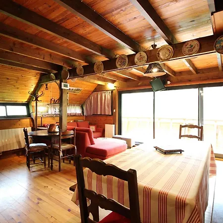 Chalet Au Mont-dore, 3 Chambres, Terrasse Et Parking, 8 Couchages - Fr-1-415-208 *