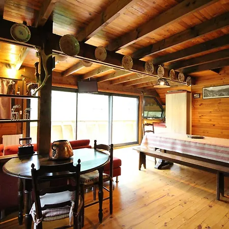 Au Mont-dore, 3 Chambres, Terrasse Et Parking, 8 Couchages - Fr-1-415-208 *