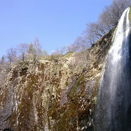 شاليه Au Mont-dore, 3 Chambres, Terrasse Et Parking, 8 Couchages - Fr-1-415-208 *